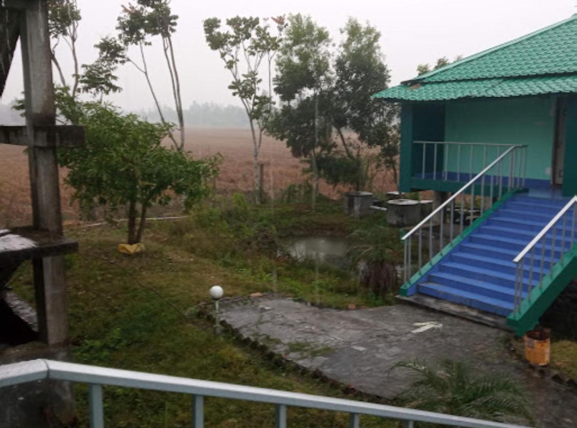 Banani Resort By Wb Inn Gosaba Exterior photo